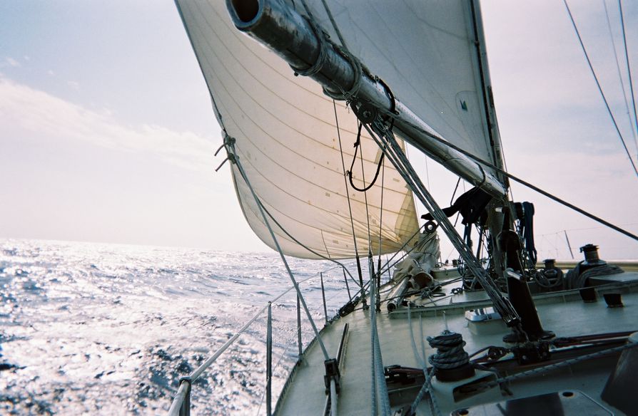 Voyage Cadix-Rio 2003 sur le Pen Duick VI, voilier d'Eric Tabarli (Luc Simon)